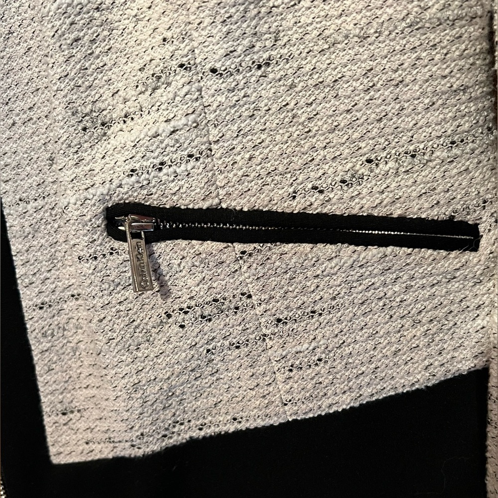 Calvin Klein Black and White Zip Blazer with Pockets size 12 women’s - Picture 4 of 5